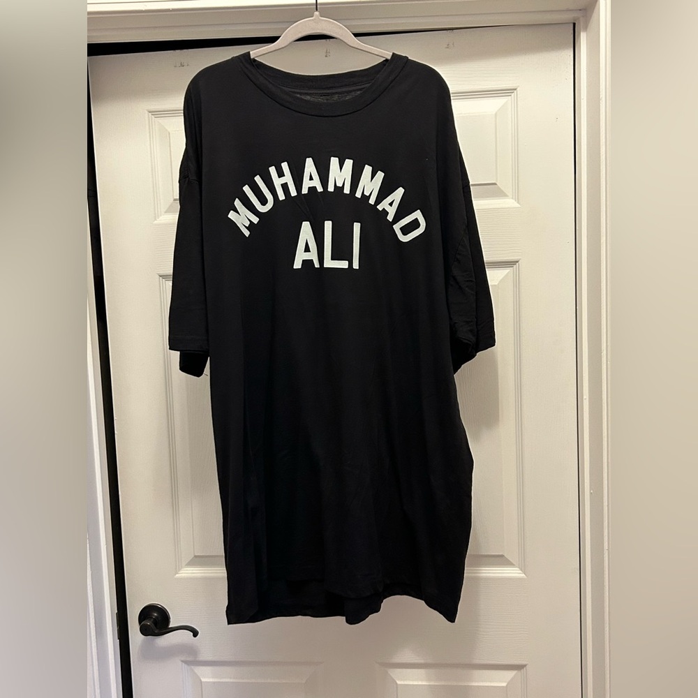 Muhammad Ali Graphic T-Shirt